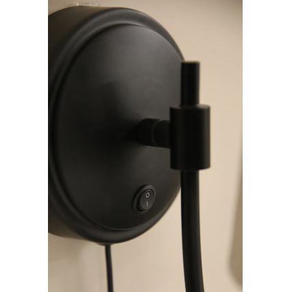 Markslöjd 108907 - Lámpara de pared AMAR 1xE14/40W/230V lino/negro