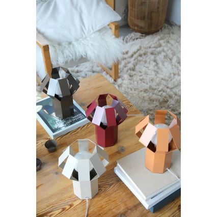 Markslöjd 109150 - Lámpara de mesa OCTA 1xE27/60W/230V burdeos