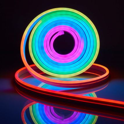 Tira LED RGB regulable para exterior SmartLife 6m LED/32W/230V Wi-Fi IP65 + mando a distancia