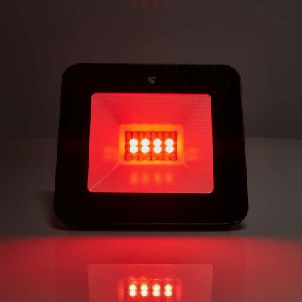 Reflector LED RGBW regulable enchufable SmartLife LED/20W/230V Wi-Fi IP65 2700-6500K