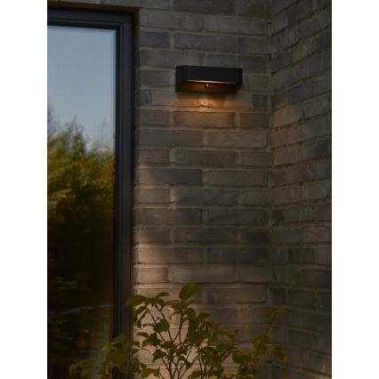 Nordlux - Luminaria solar LED con sensor MARCELLIO LED/5W/5V IP54 2200 mAh negra