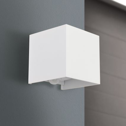 Lámpara de pared LED para exterior con sensor de movimiento y crepúsculo CUBE-S LED/13W/230V IP54 blanca