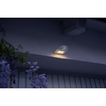 Osram - Aplique de pared LED para exterior con sensor DOORLED LED/0,5W/3xAA IP54 blanco