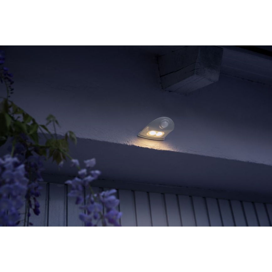 Osram - Aplique de pared LED para exterior con sensor DOORLED LED/0,5W/3xAA IP54 blanco