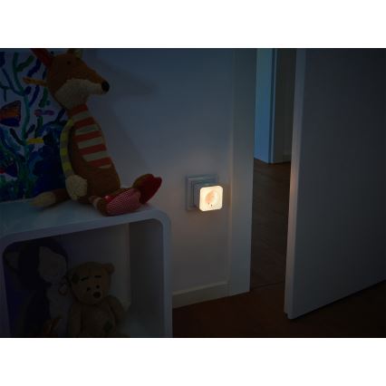 Osram - Enchufe LED regulable con iluminación SCHUKO SMART+ NIGHTLIGHT 3680W/230V Wi-Fi