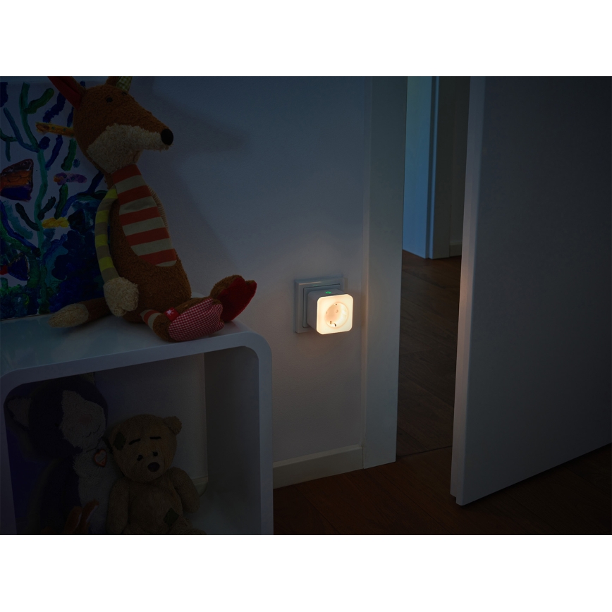 Osram - Enchufe LED regulable con iluminación SCHUKO SMART+ NIGHTLIGHT 3680W/230V Wi-Fi