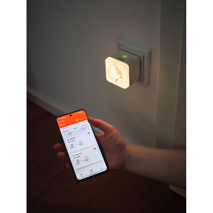 Osram - Enchufe LED regulable con iluminación SCHUKO SMART+ NIGHTLIGHT 3680W/230V Wi-Fi