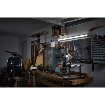 Osram - Luminaria LED bajo mueble POWER BATTEN LED/12W/230V 3000K 60 cm blanca