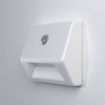 Osram - Luminaria LED para escalera con sensor NIGHTLUX LED/0,25W/3xAAA IP54 blanca