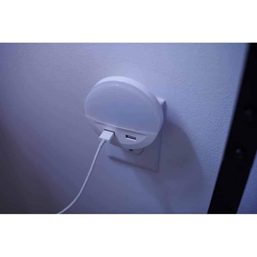Osram - Luz nocturna de enchufe con sensor LUNETTA, 2x USB, LED/13W/230V