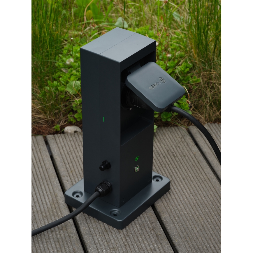 Osram - Poste para exterior inteligente con 2 enchufes SCHUKO y repetidor Wi-Fi, IP44