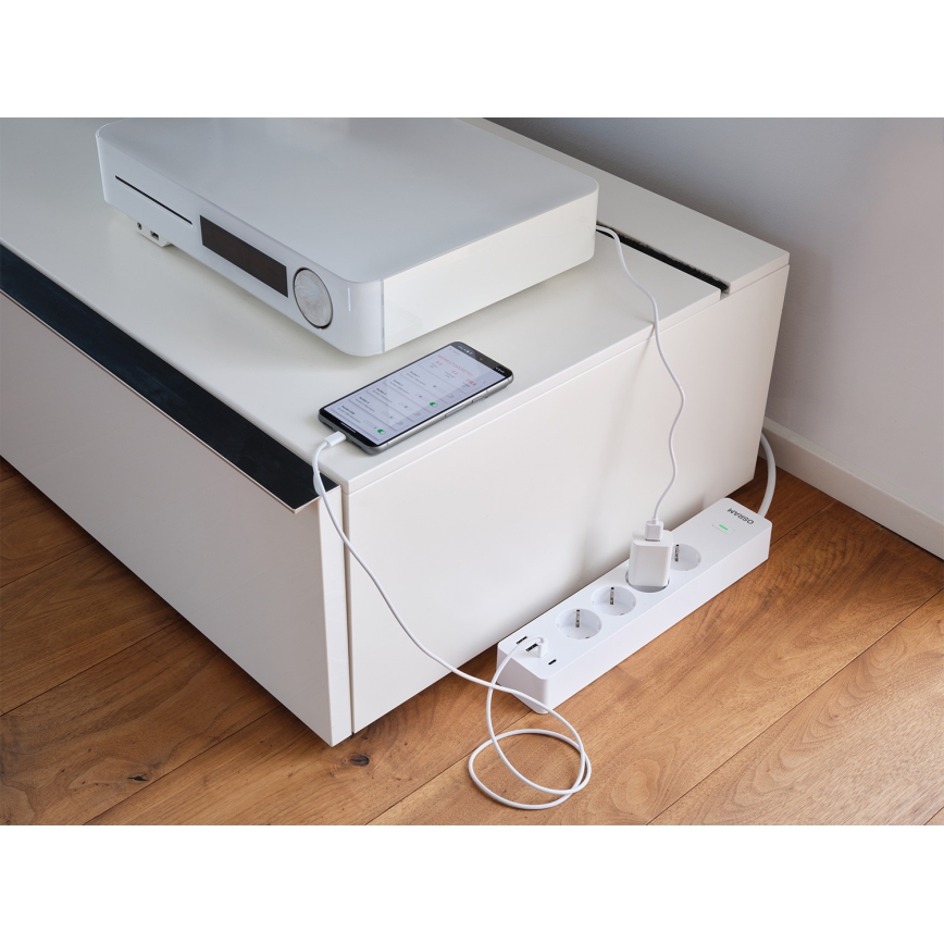 Osram - Regleta SMART+ 4Z tipo F + 2xUSB-A + 2xUSB-C Wi-Fi
