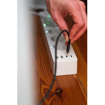 Osram - Regleta SMART+ 4Z tipo F + 2xUSB-A + 2xUSB-C Wi-Fi