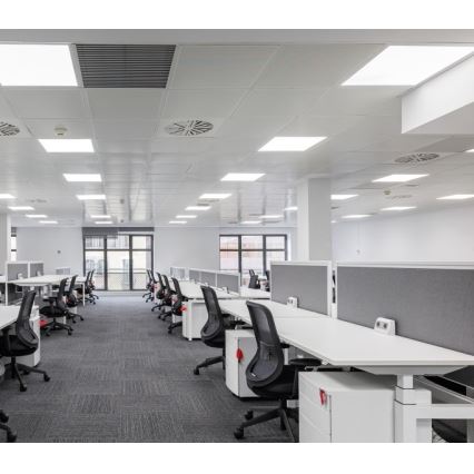 Panel empotrable LED regulable CAPRI LED/25/36/40W/230V 3000/4000/5700K UGR19 IP44 60x60 cm