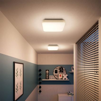Philips - Lámpara de techo LED LED/17W/230V 2700K