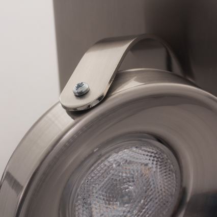 Philips - Foco empotrable LED regulable LED/4,5W/230V