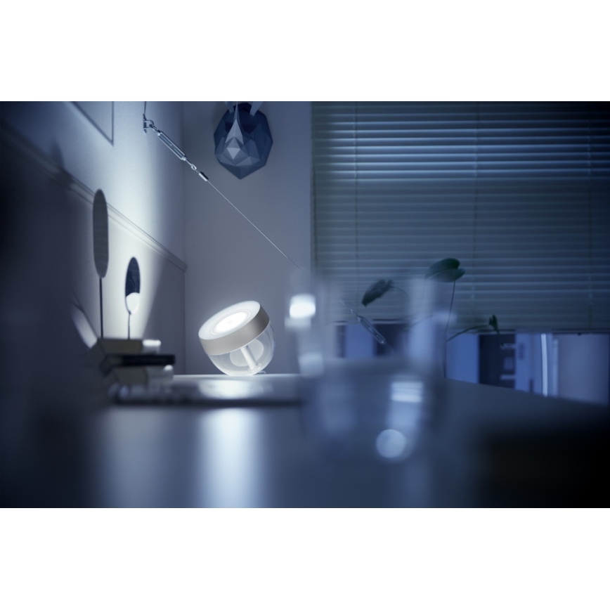 Philips - Lámpara de mesa LED RGB regulable Hue IRIS LED/8,2W/230V 2000-6500K plateada