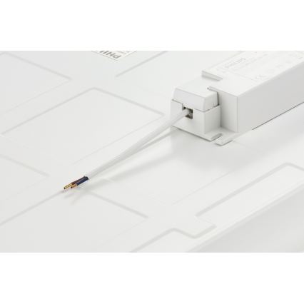 Philips - Panel LED empotrado LED/34W/230V 4000K UGR<22 IP40