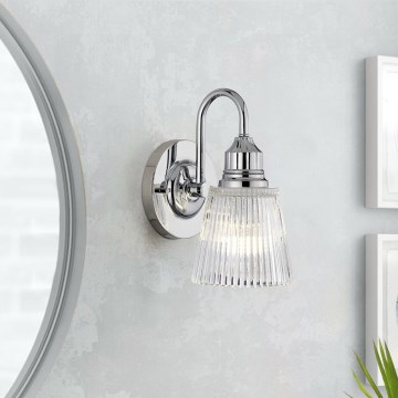 Quintiesse - Aplique de pared LED para baño ADDISON 1xG9/3W/230V IP44, acabado cromo brillante