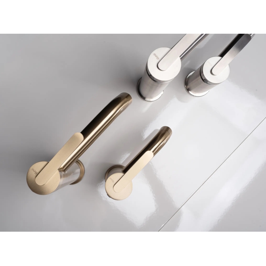 REA-B5505 - Grifo de lavabo ONTARIO 17,5 cm, acabado dorado cepillado