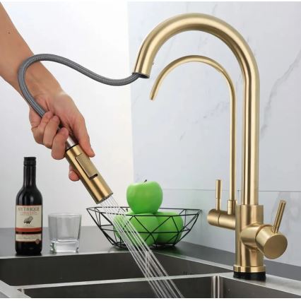 REA-B7596 - Grifo para fregadero con rociador extraíble y filtración ECO FRESH, 37,5 cm, acabado en oro cepillado