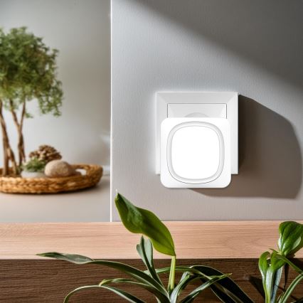 Timbre inalámbrico de enchufe con iluminación LED 230V IP56 blanco