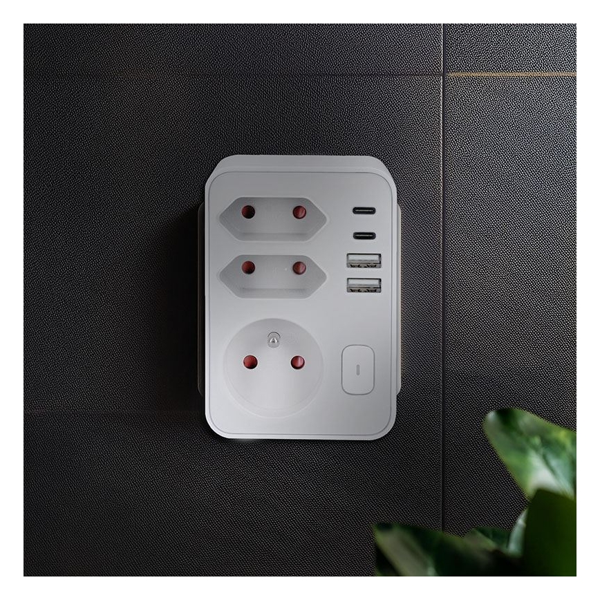 Regleta con 1 toma de 16 A y 2 tomas de 2,5 A, con cargador 2x USB (A y C), blanca