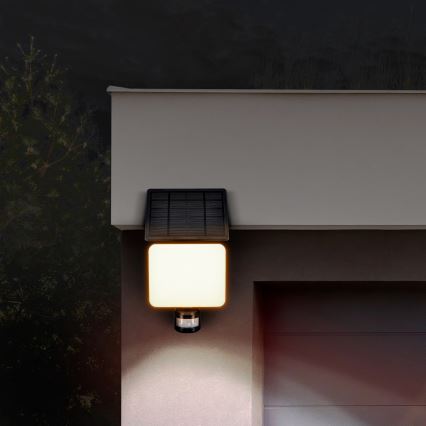 Foco solar LED con sensor de movimiento LED/11W/3,7V 4400mAh 3000K/4000K/6500K IP54