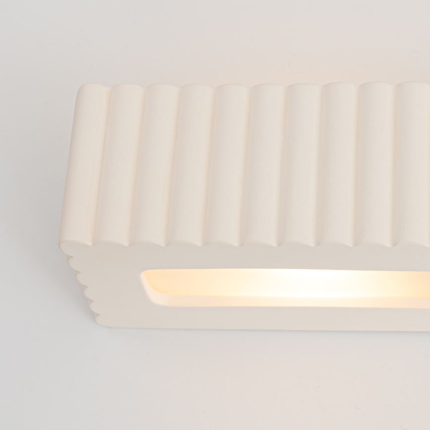 Aplique de pared RIGATA 1xE27/15W/230V cerámica/blanco