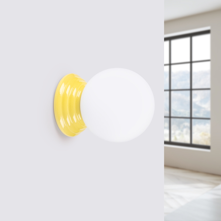 Aplique de pared para baño ZORI 1xG9/8W/230V IP44 amarillo