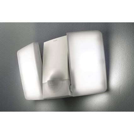 theben - Reflector LED de pared con sensor 2xLED/10W/230V blanco IP55