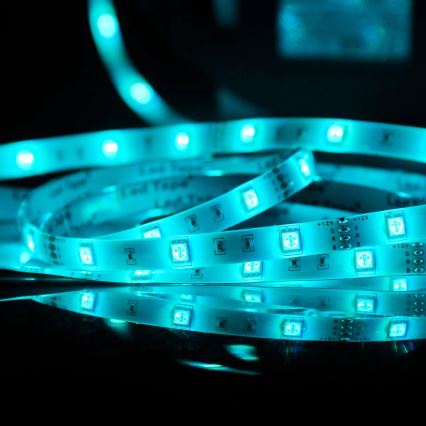 Tira LED RGB regulable para exteriores 5m LED/14W/12V IP65 + CR