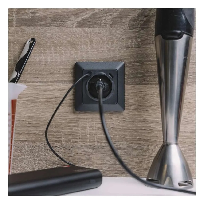 Toma de corriente doméstica FRENCH con USB‑A y USB‑C, 250V/16A, antracita