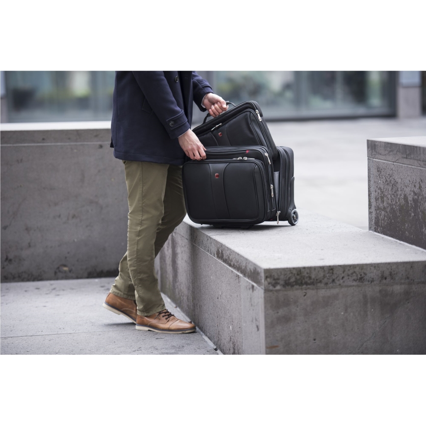 Wenger - Maleta de viaje con ruedas 25 l 17 + bolsa para portátil 15,6 Patriot negro