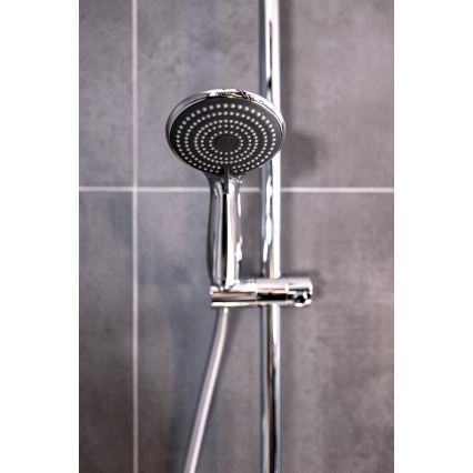 WENKO 23992100 - Cabezal de ducha Sistema de ahorro de agua 9,5 x 9,5 cm, cromo brillante/gris