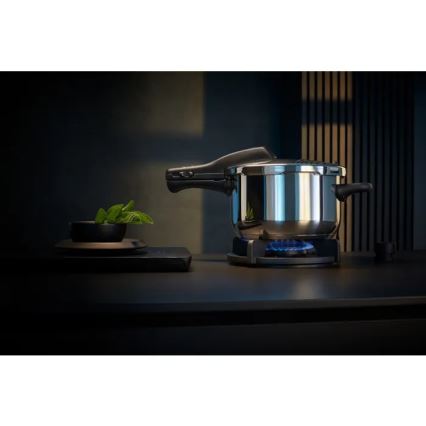 WMF - Juego de ollas a presión 8,5 l + 4,5 l PERFECT de acero inoxidable